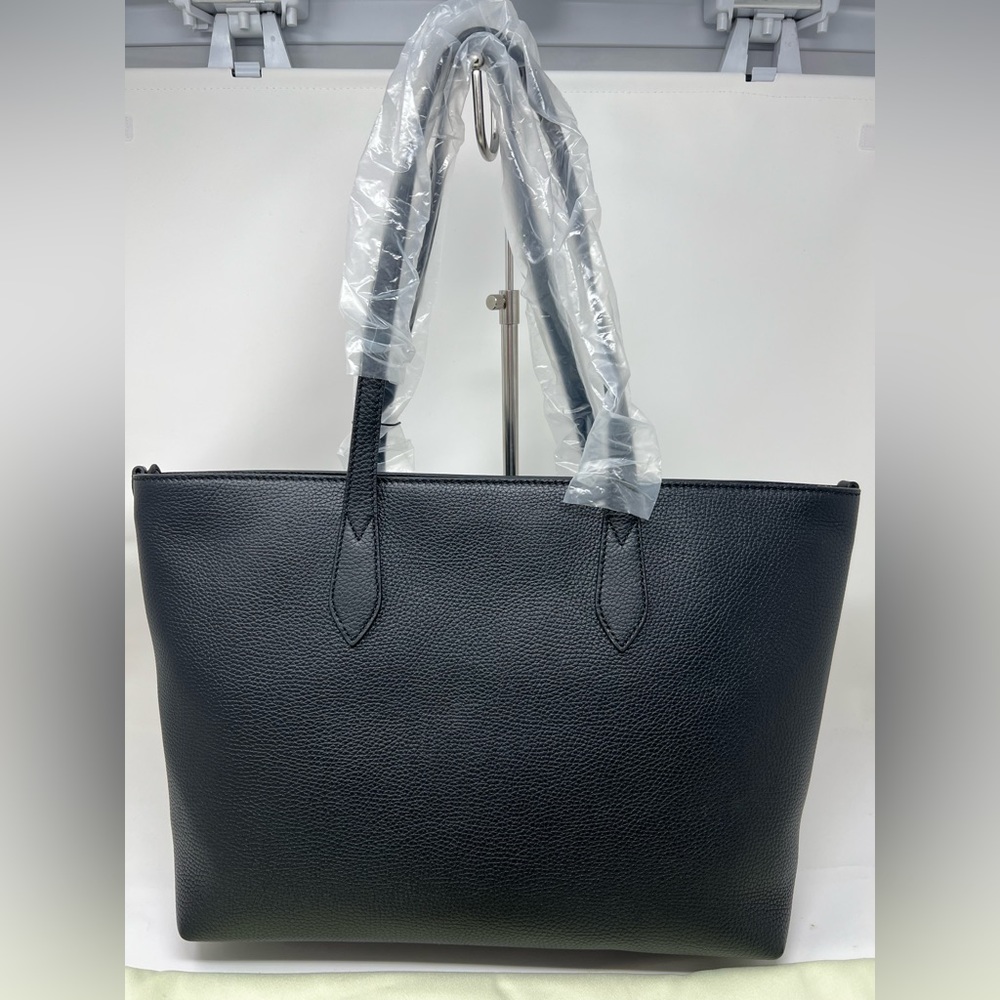 NWT Burberry leather Ardwell Logo Embossed black Leather shopping Tote - Picture 9 of 16